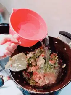 Make Red-burned potato ribs step 9