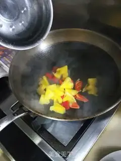 Make Pineapple makes fried bones step 9