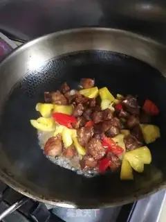 Make Pineapple makes fried bones step 10