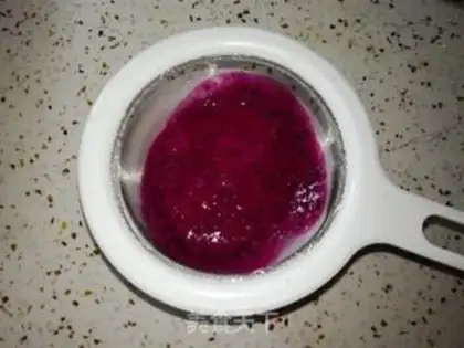 Make Red Dragonball Ice cream step 1