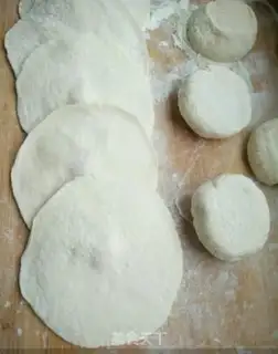 Make Piggy pork buns step 7