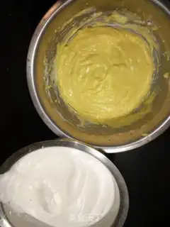 Make Orange juice cake step 3
