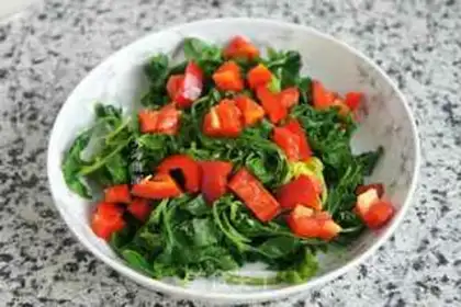 Make Garlic celery leaves step 5