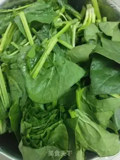 Make Scrambled spinach step 0