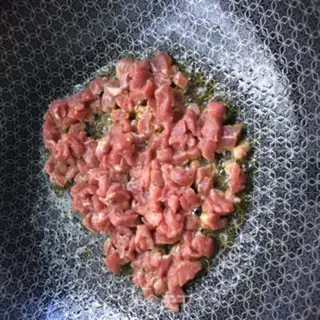 Make Beef and garlic step 2