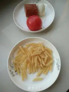 Make Ham tomato pasta step 1