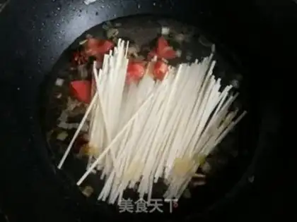 Make Noodles. Noodles step 4