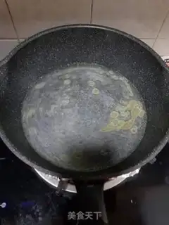 Make Egg soup step 1