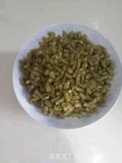 Make Sour bean horn step 1