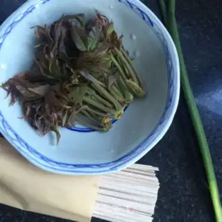 Make The sprouts and the wheat noodles step 0