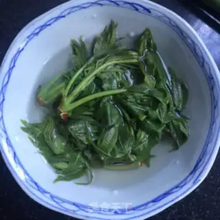 Make The sprouts and the wheat noodles step 2
