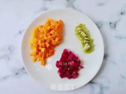 Make A mango milkshake step 1