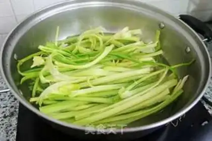 Make Peanut rice celery step 3