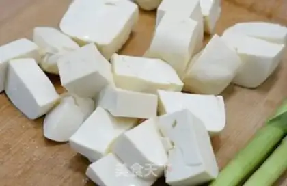 Make Meat and garlic tofu step 1
