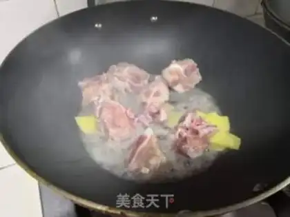 Make Pork stew step 1