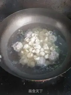 Make Spinach meatballs, cat ears step 5