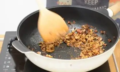 Make Meat and garlic tofu step 5