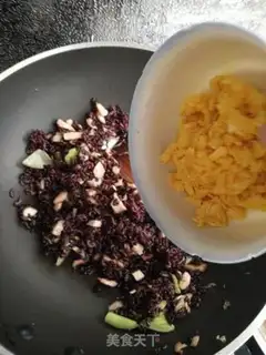 Make Powder rice for mushroom eggs step 5