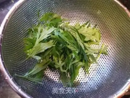 Make Leafgrass eggs, black sugar step 1