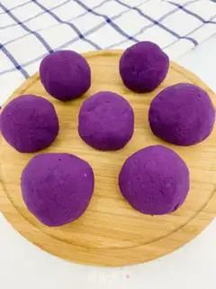 Make Potato bean cake step 2