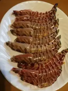 Make Garlic veggie shrimp step 1
