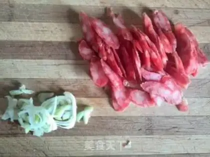 Make Pea-skin, broad sausage step 1