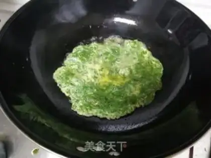 Make Wild onion fried eggs step 6