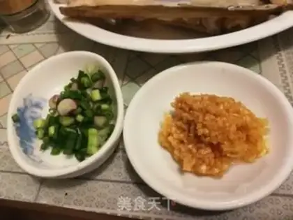 Make Garlic varnish step 0