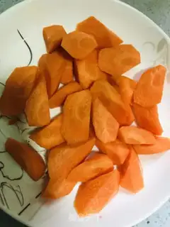 Make Carrots burn pigs