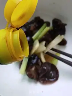 Make Wood and celery with peanuts step 3