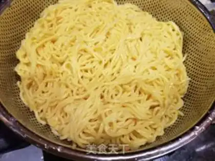 Make Japanese ramen step 3
