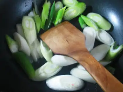 Make The onions are fried step 4