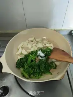 Make Little cabbage fried abalone mushrooms step 9