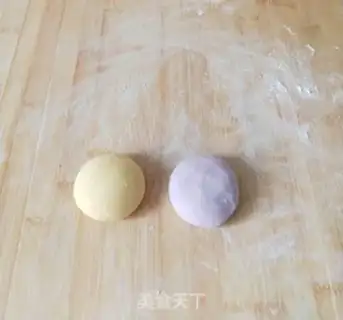 Make Creative Sugar Triangle step 2