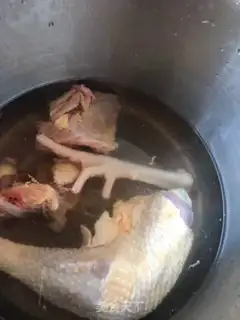 Make Red view chicken soup step 1