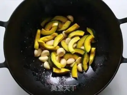 Make Garlic burning pumpkins step 5