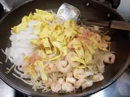 Make Green bean sprouts step 8