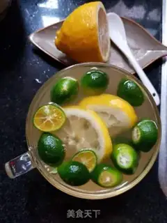 Make Two lemon bee beverages step 2