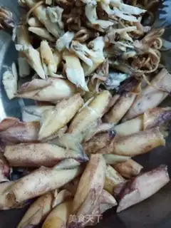 Make Garlic squid step 1