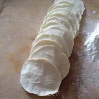 Make Shrimp dumplings step 3