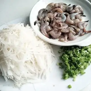 Make Shrimp cake step 1