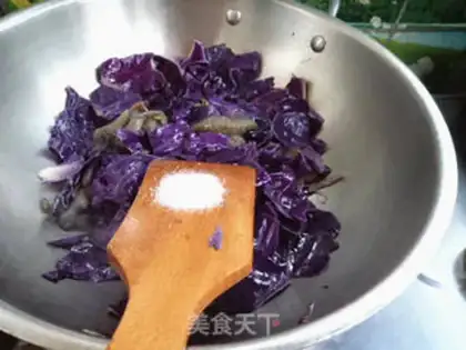 Make Monkey-head mushrooms burn purple kale step 10