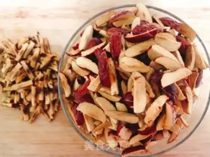 Make Red sugar ginger dates step 1