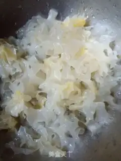 Make Silver Ears Porridge step 1