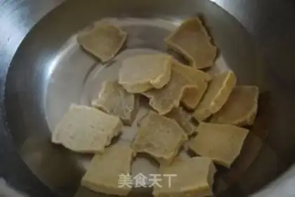 Make Homemade soy fried eggs step 2