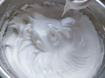 Make Gorgeous eggcake step 6