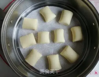 Make Potato buns step 7