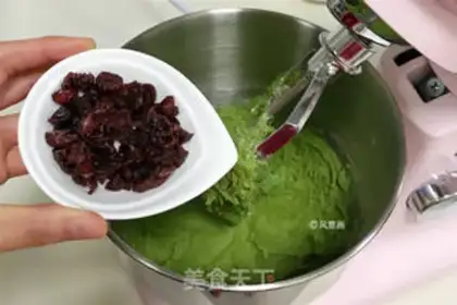 Make Tea cranberry potatoes step 5