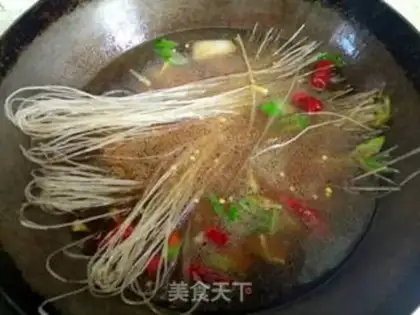 Make Squids, cabbage fan soup step 9