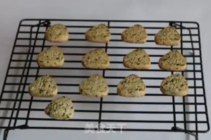 Make Seatfish sushi cookies step 8